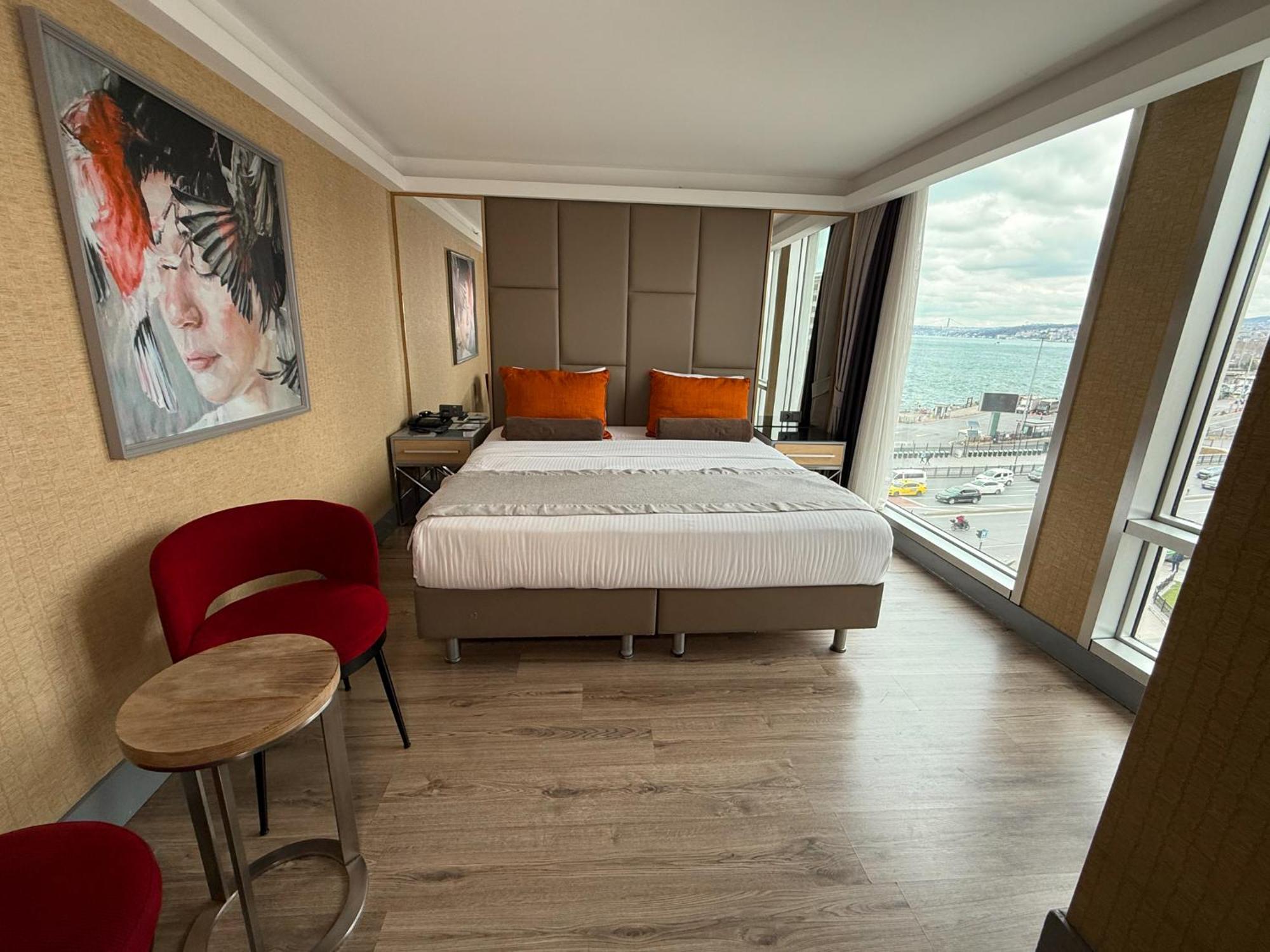 Отель Manesol Old Bosphorus 4*